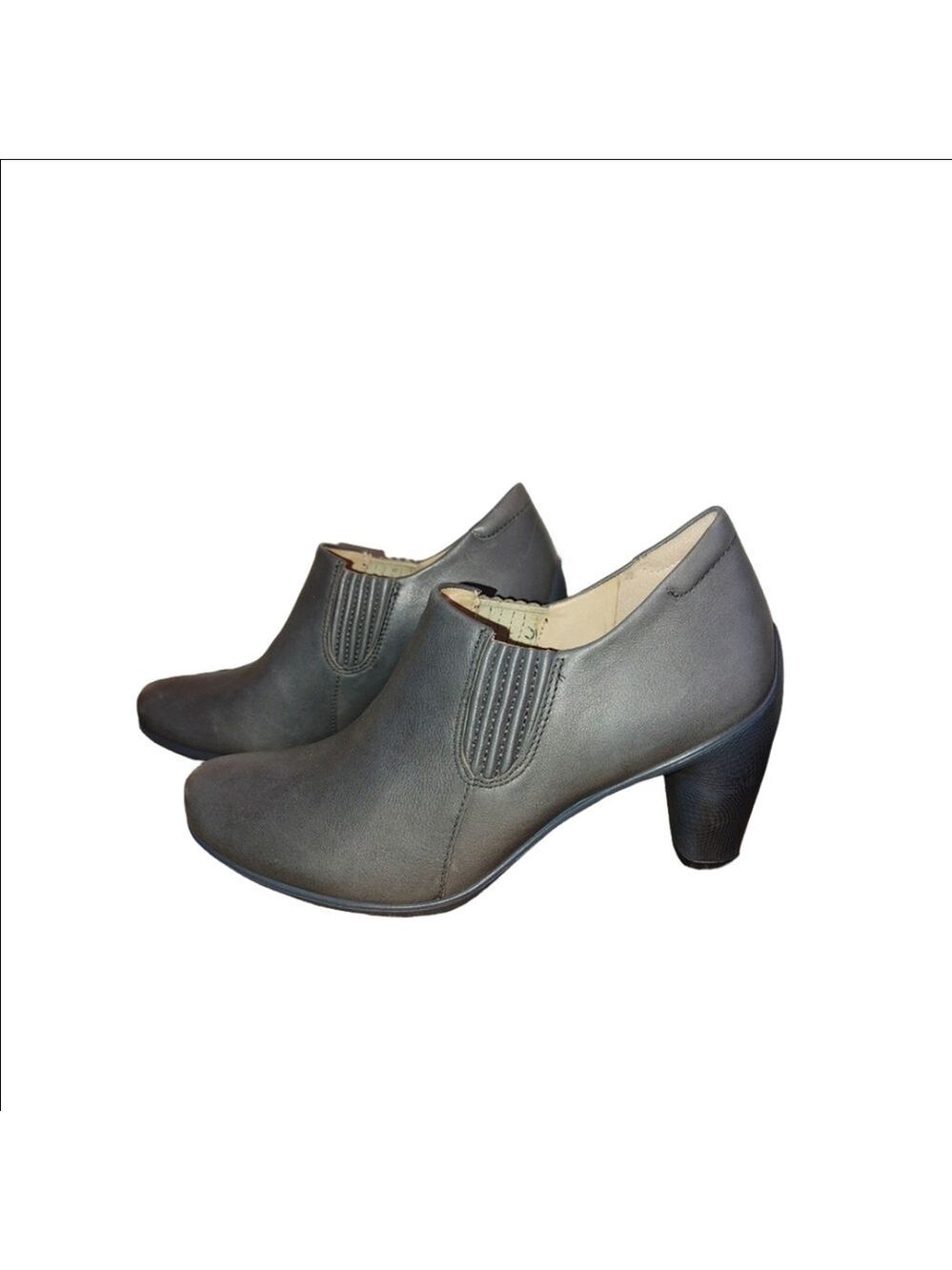 Ecco Shape 55 Size 38 NWT
